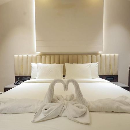 Hotel Midas Inn Mathura Ngoại thất bức ảnh