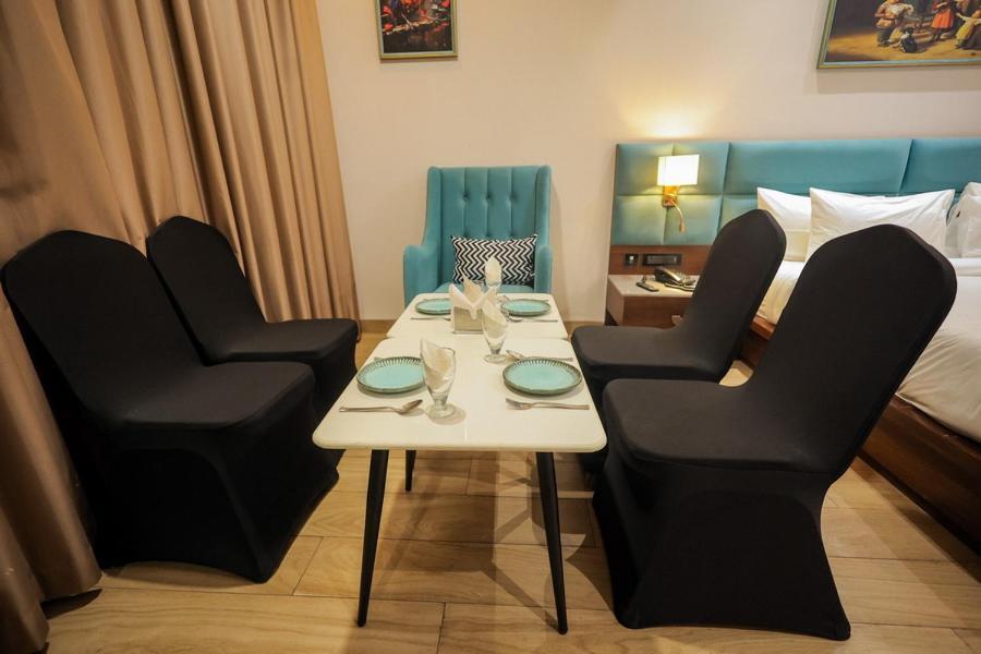 Hotel Midas Inn Mathura Ngoại thất bức ảnh
