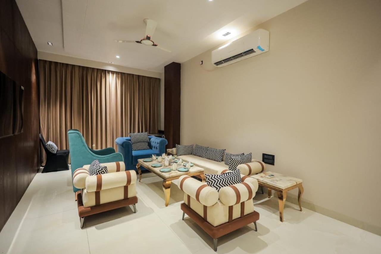 Hotel Midas Inn Mathura Ngoại thất bức ảnh