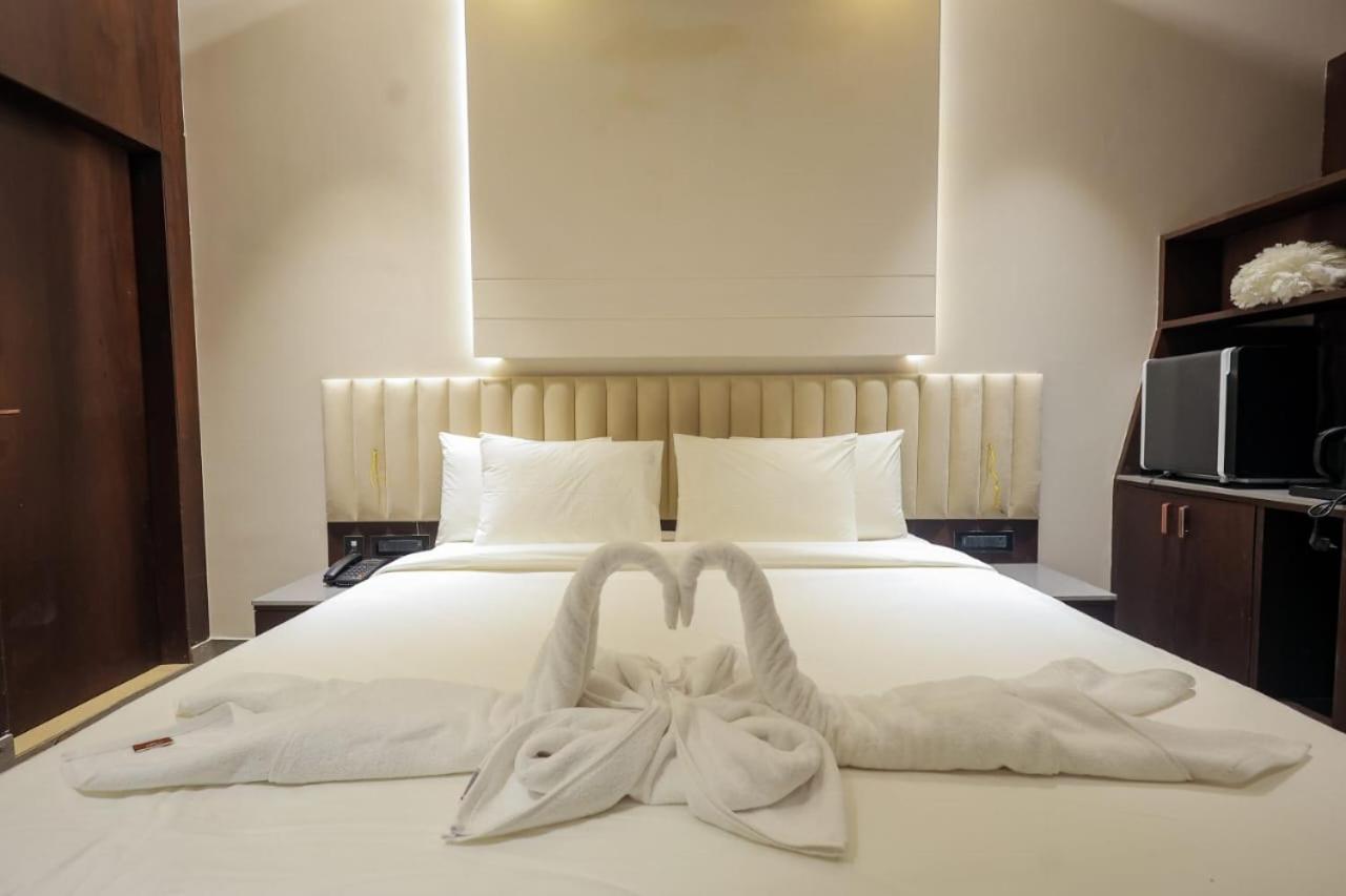 Hotel Midas Inn Mathura Ngoại thất bức ảnh