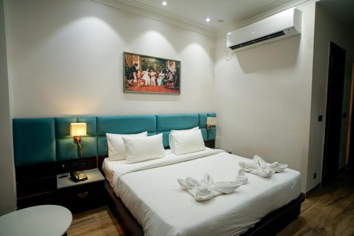 Hotel Midas Inn Mathura Ngoại thất bức ảnh